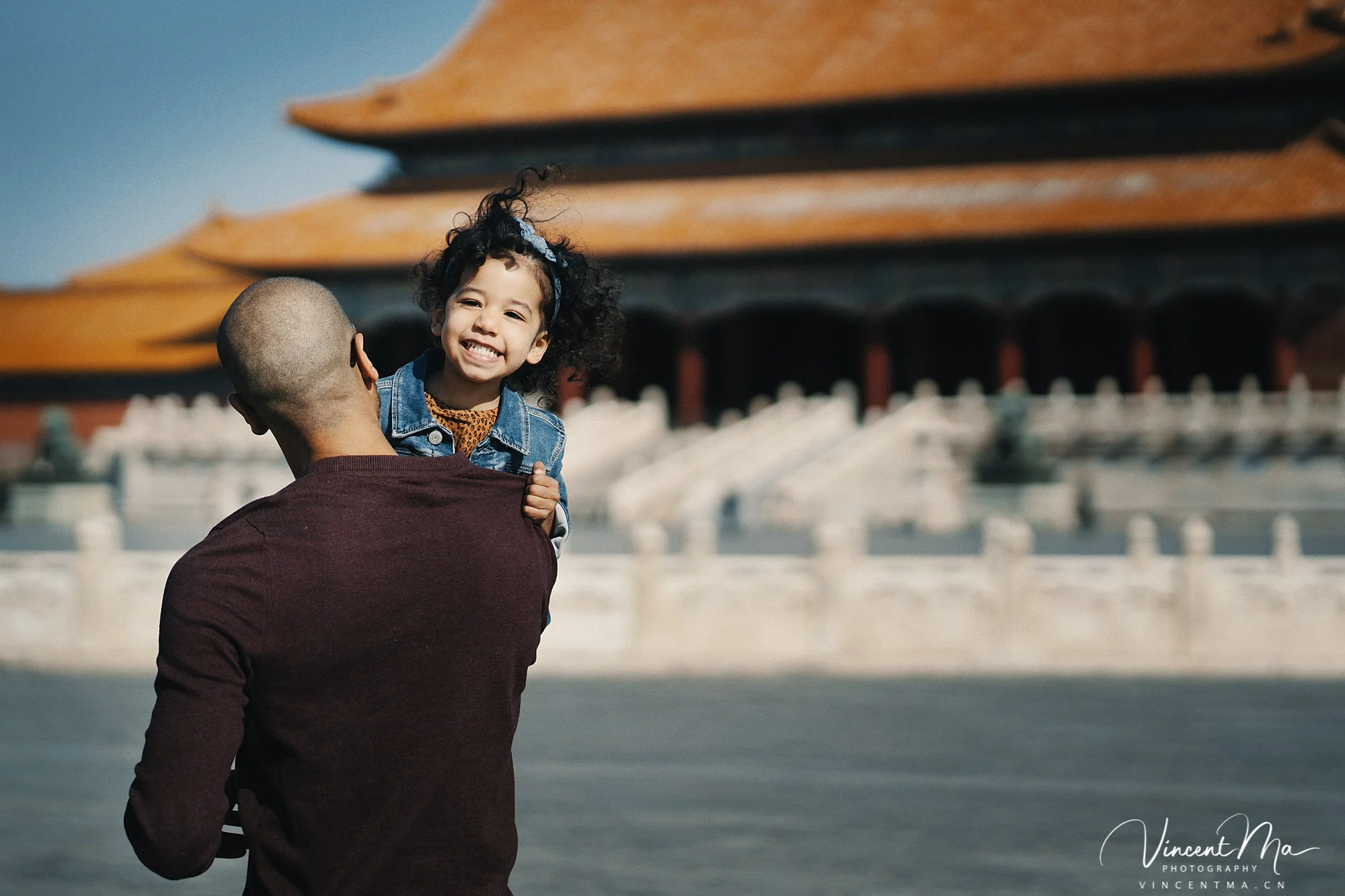 family photography Beijing red walls-Beijing photoshoot, Beijing photographer
