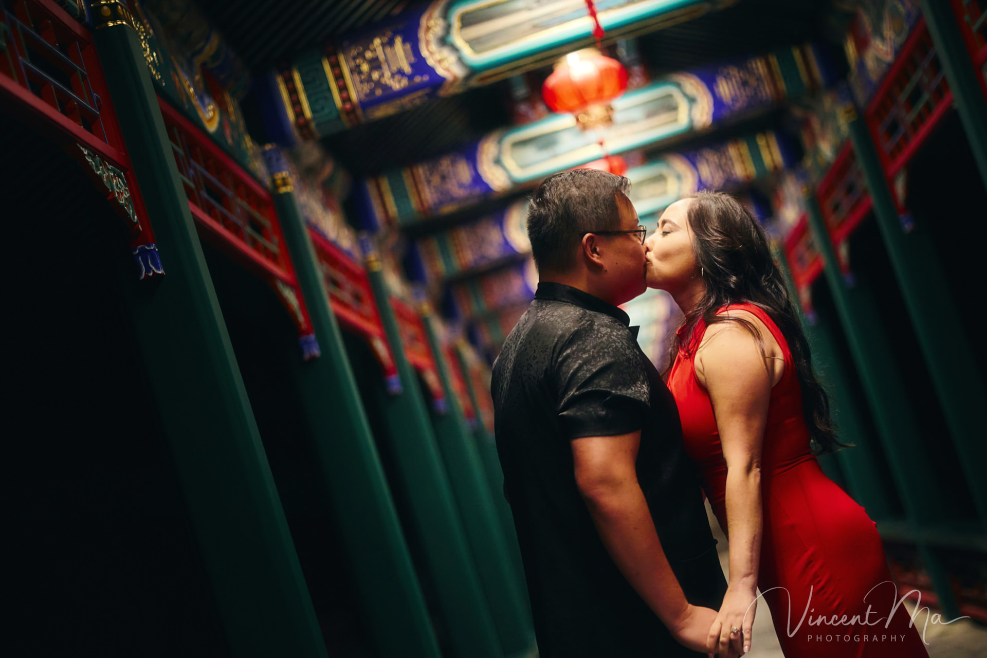 A couple kissed at the Summer Palace in Beijing, Captured by a local Beijing photographer.