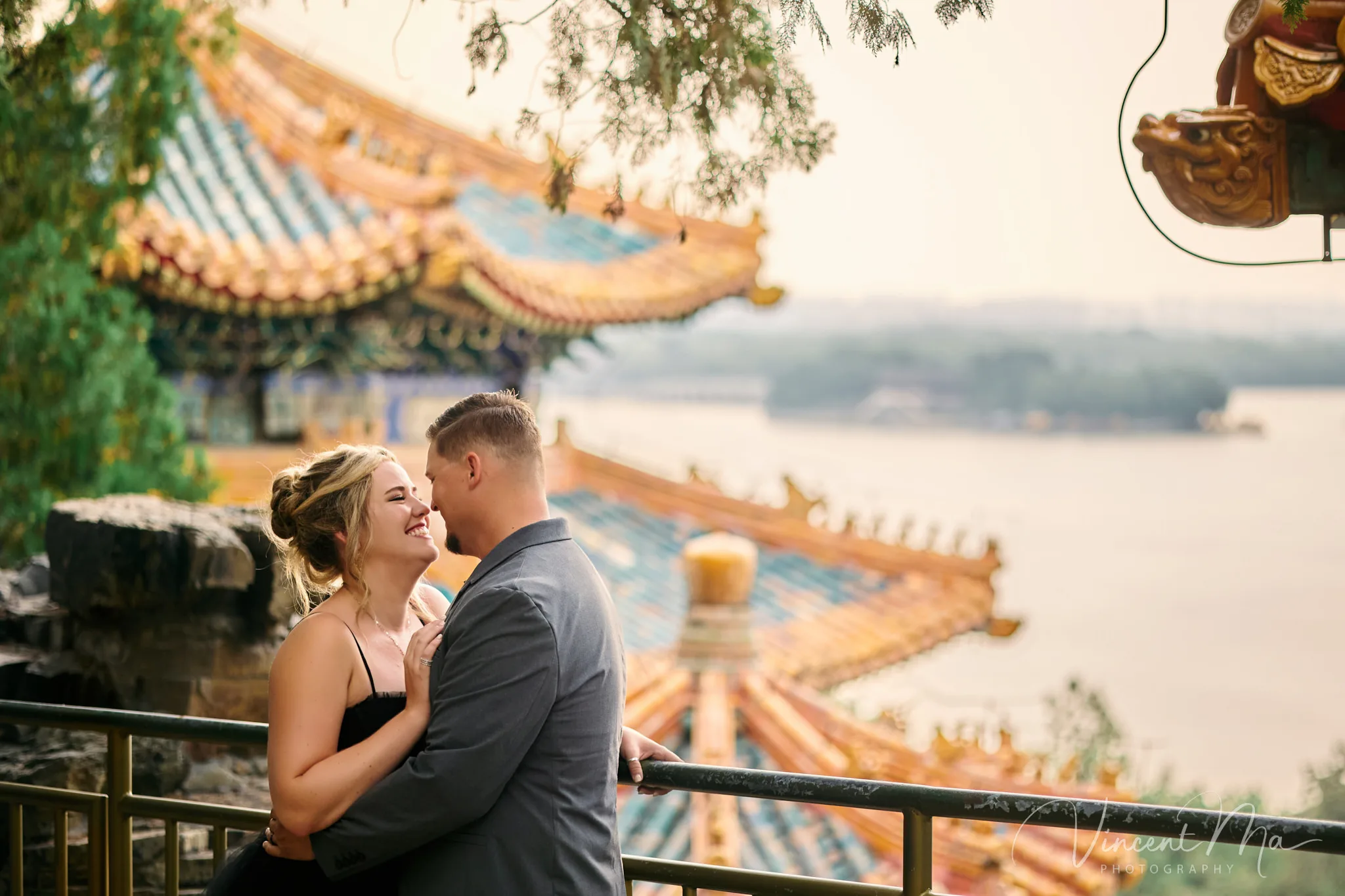 Summer palace couple photoshoot, Beijing photoshoot-Beijing photographer.Traveling in picture engagement photography at Summer Palace Beijing