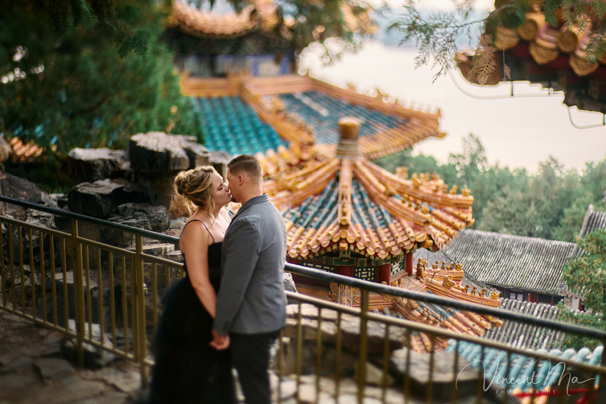 Summer palace couple photoshoot, Beijing photoshoot-Beijing photographer.Traveling in picture engagement photography at Summer Palace Beijing