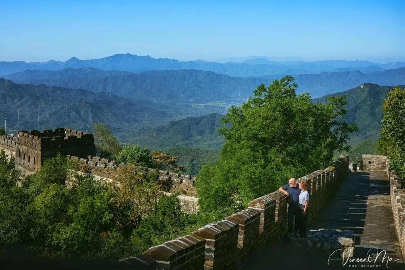 Romantic couple photography at Mutianyu Great Wall