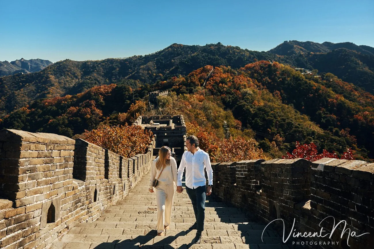 couple engagement photoshoot in Beijing with ancient wall background.Beijing photoshoot-Beijing photographer