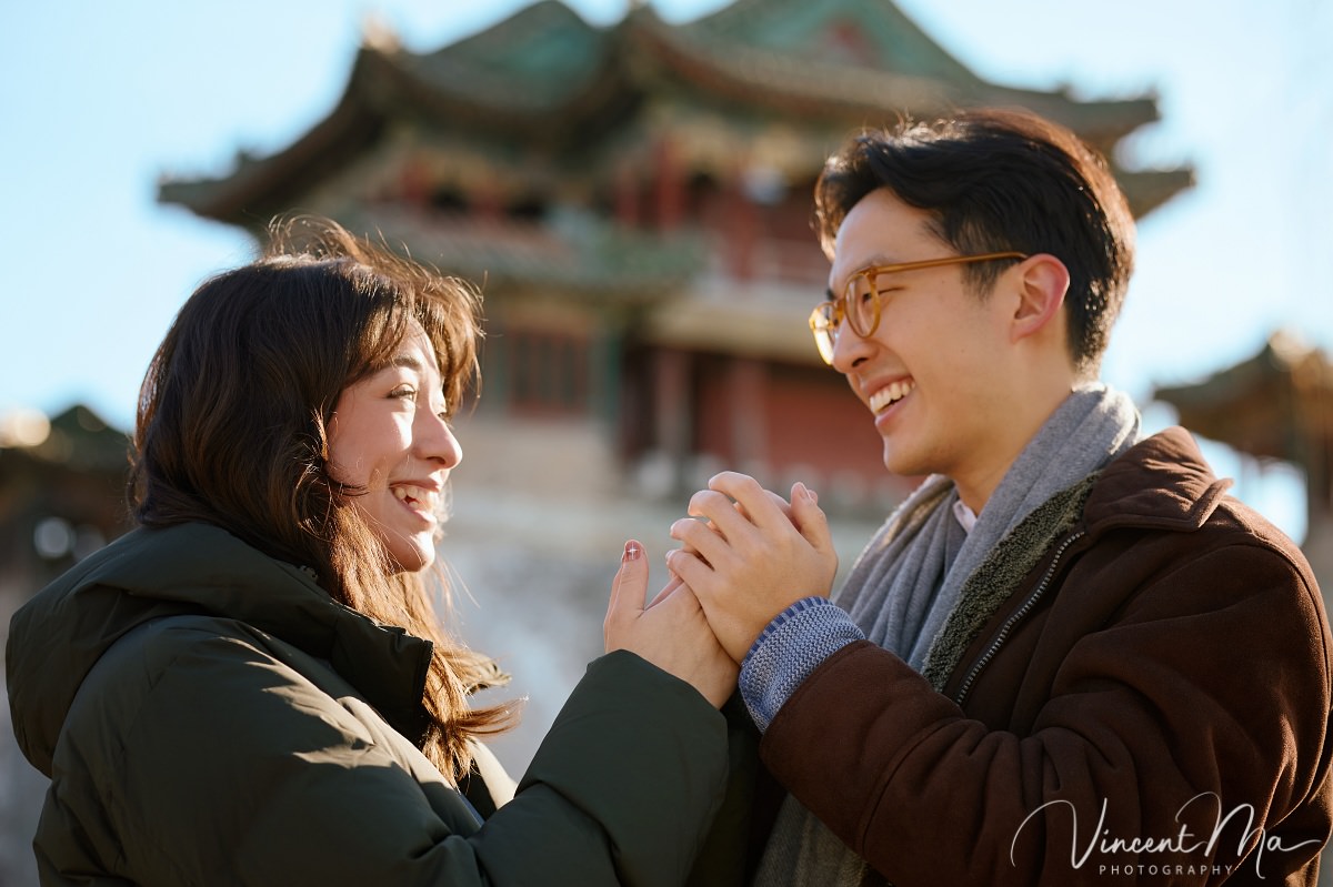 Couple engagement shooting in winter Beijing Summer palace