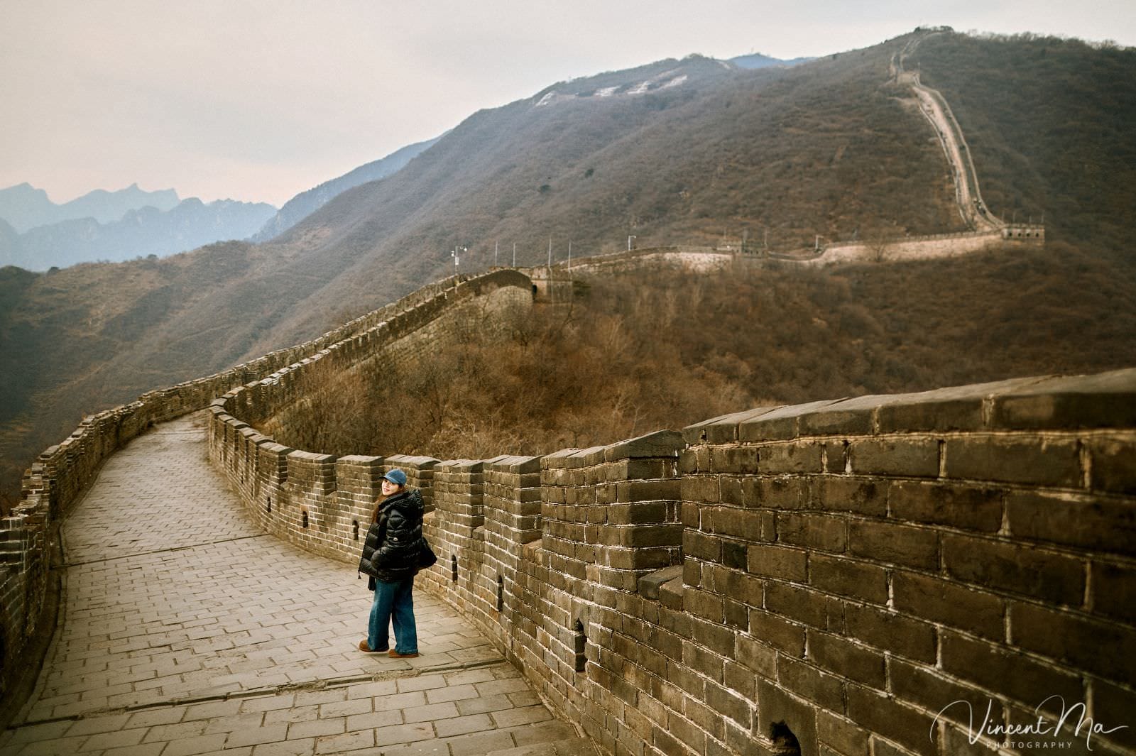 Candid lifestyle photography at Mutianyu