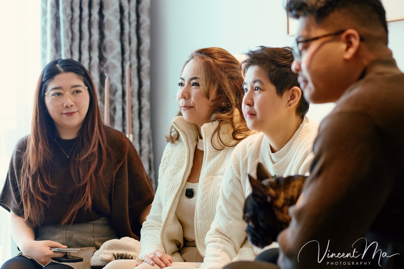 A cinematic and documentary photography series of Claire and April's same-sex winter elopement at Chongli Ski Resort, China. This minimalist wedding strips away traditional routines, featuring snowboarding in powder snow, intimate moments with their golden retrievers, and a legal online marriage ceremony via the Courtly platform by a cozy fireplace. Captured with a non-intrusive, lifestyle storytelling approach by Vincent Ma Visuals, a trusted LGBTQ-friendly photographer based in Beijing.