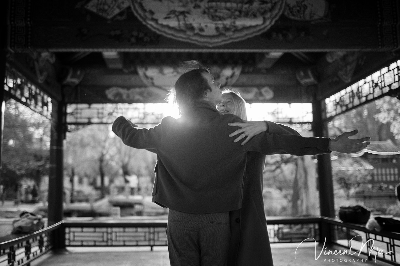 Candid emotional moment between mother and son during a vacation photoshoot in China.