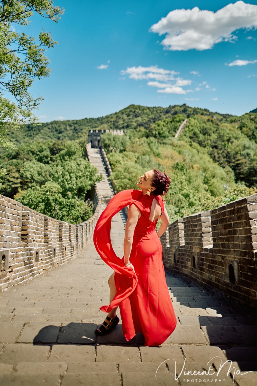 High-end Great Wall fashion photoshoot Beijing featuring a solo female traveler