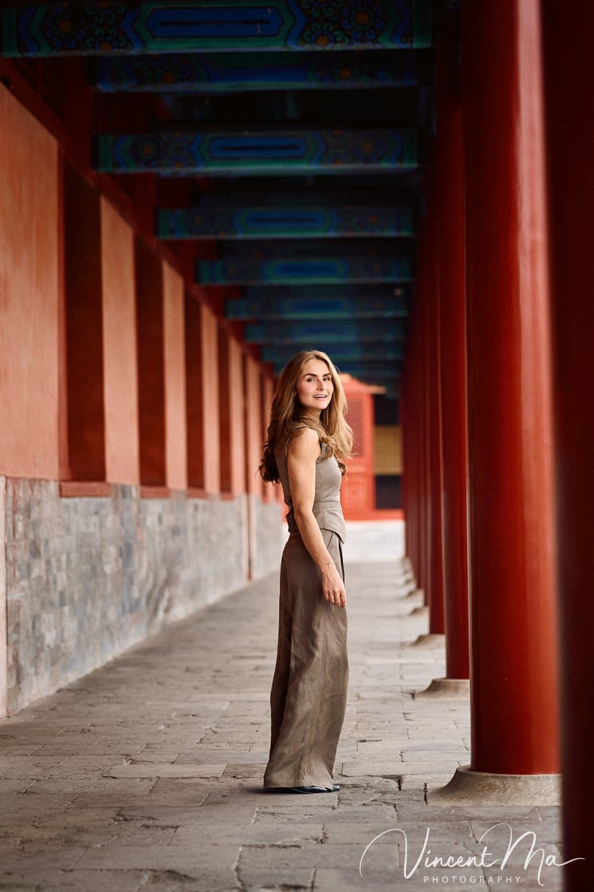 Solo travel photographer Beijing capturing fashion portraits in the Forbidden City