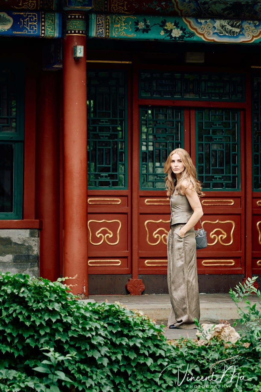 Private guide and photoshoot service in Beijing for international solo travelers